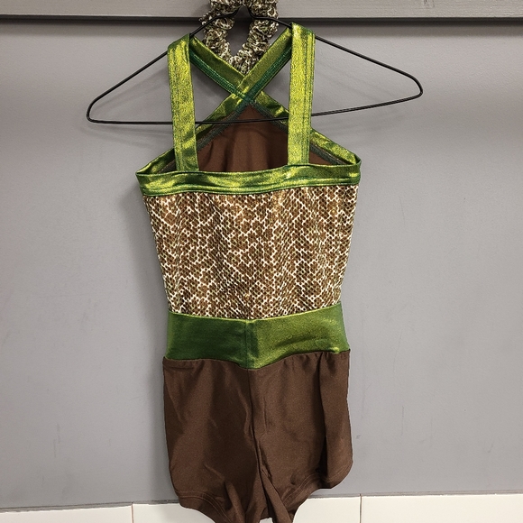 BRAND NEW- Dance Costume - Picture 2 of 2